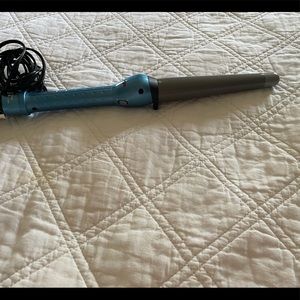 The BaBylissPRO Nano Titanium Conicurl Curling Iron- Used